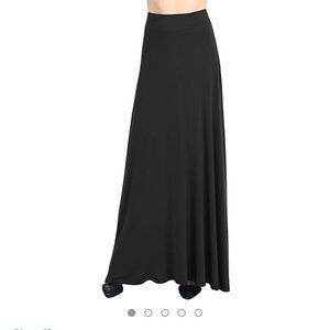 NWOT - Black Maxi Skirt - Size: S